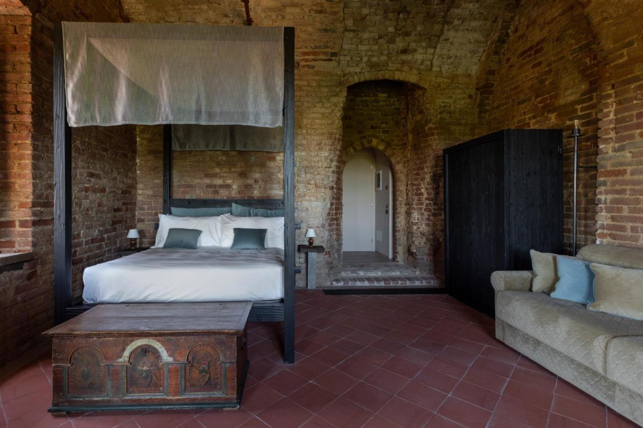 Отель Rocca Di Arignano Экстерьер фото