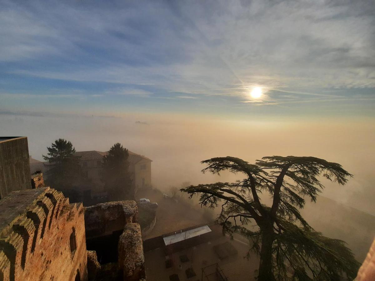 Отель Rocca Di Arignano Экстерьер фото