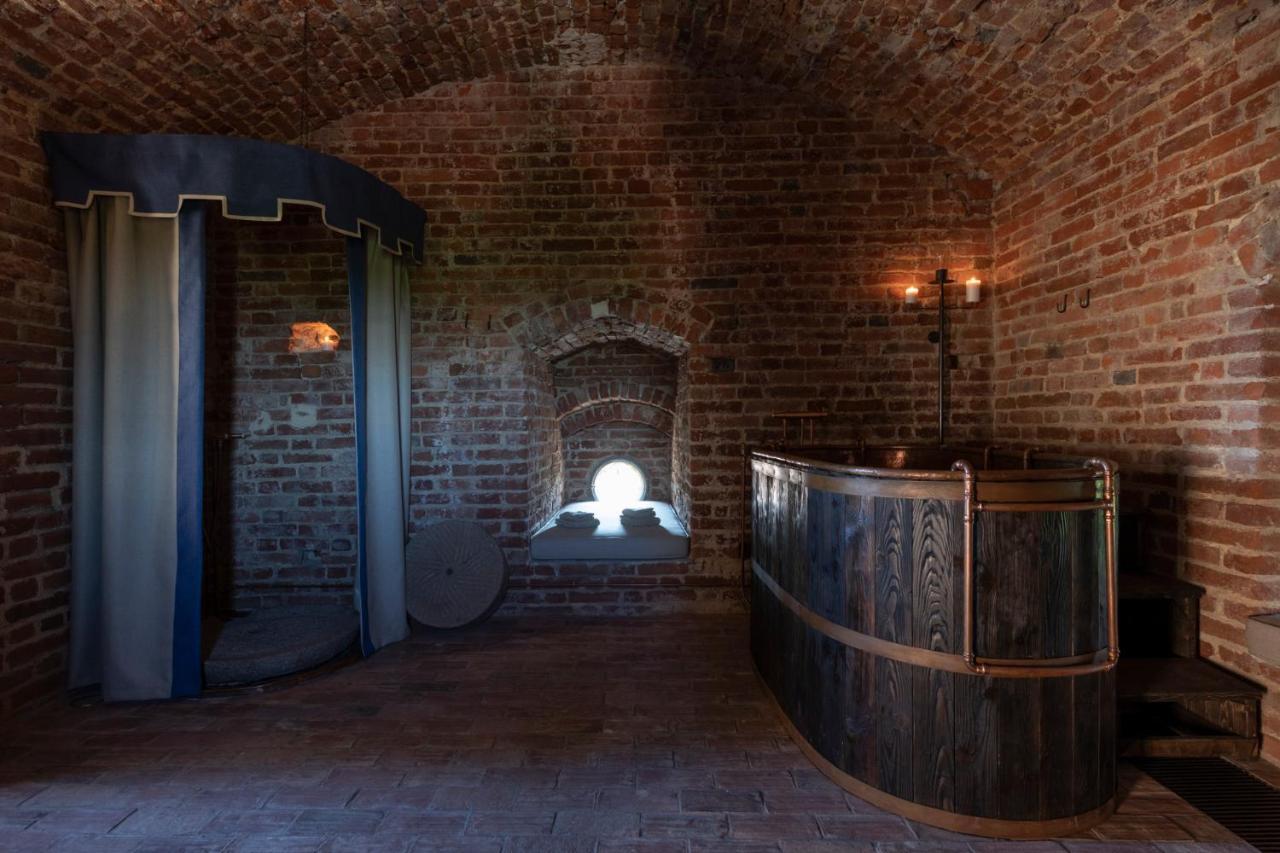 Отель Rocca Di Arignano Экстерьер фото